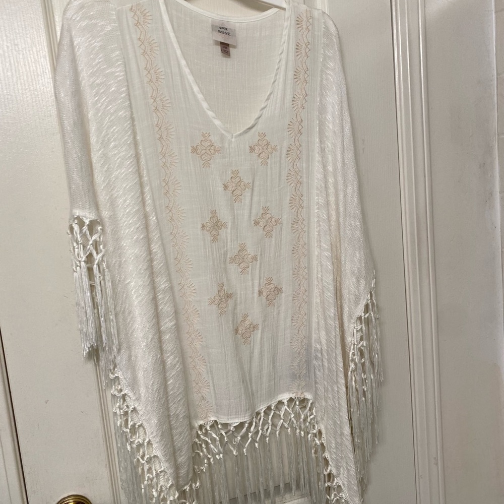 Oversized white blouse